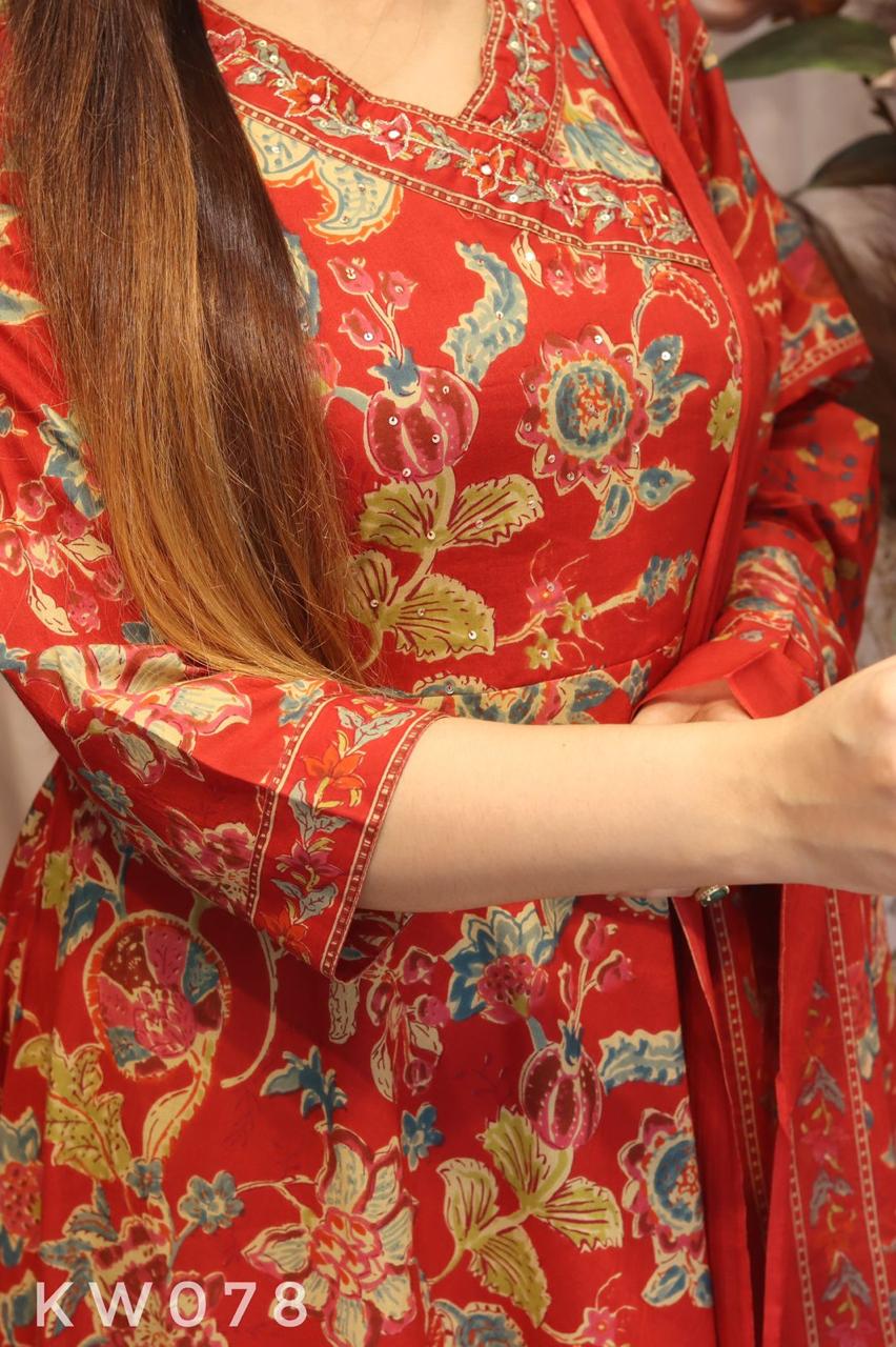 Anghrakha Kurti Set