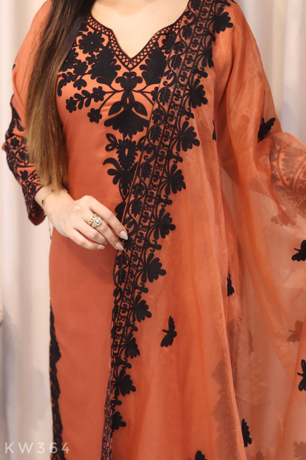 Heavy Embroidery Work Kurti Set