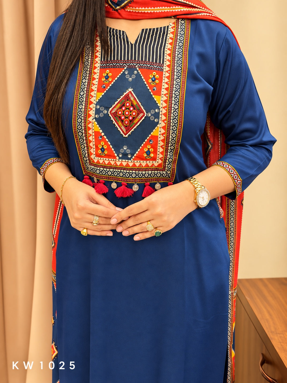KW1025 navy blue muslin Jodhpuri printed neckline detail