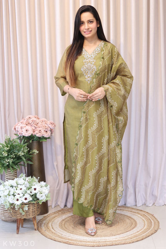 Bandhani Kurti Set