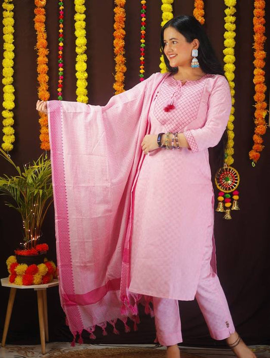 Thread Work Kurta