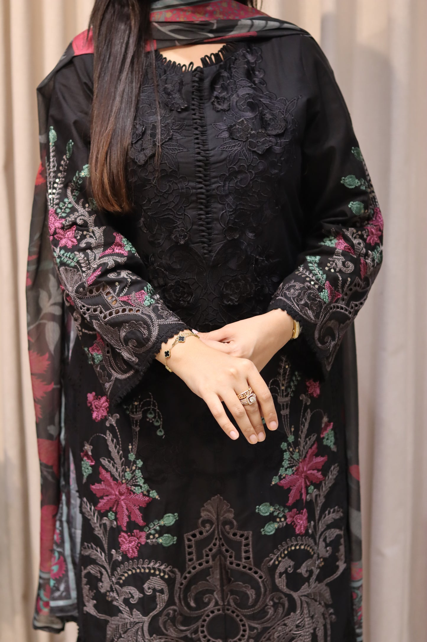 Pakistani Suit