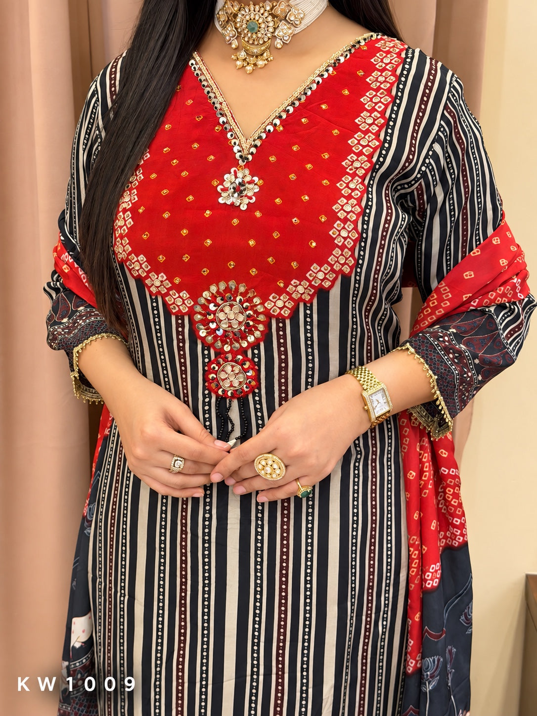 KW1009 premium print and heavy handwork detail