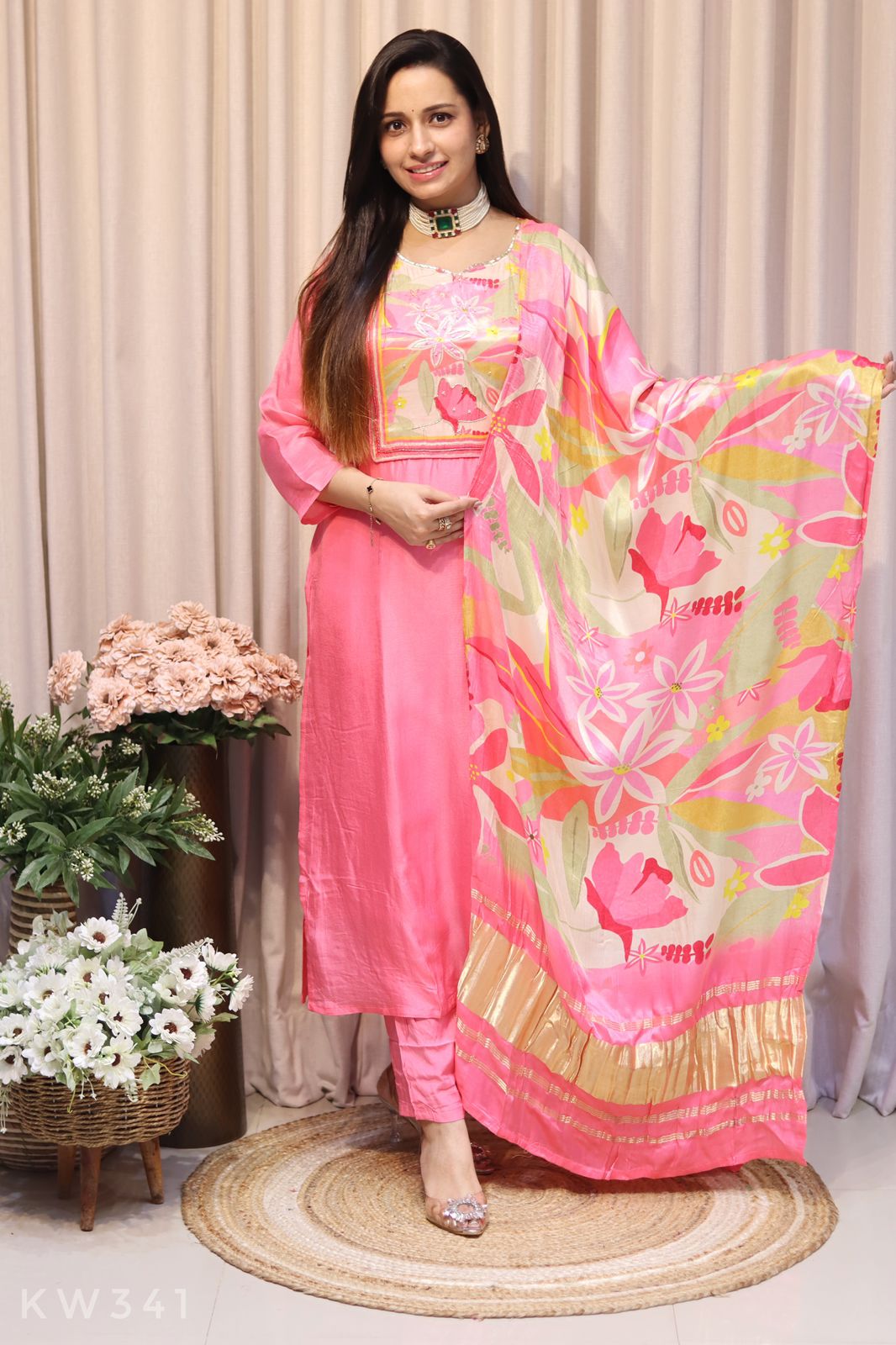 Kurti With Pure Gajji Full Size Dupatta And Pant